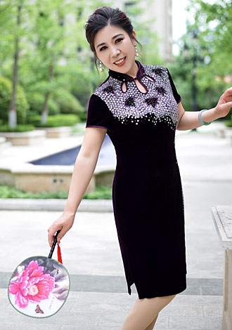Gorgeous member profiles: Ruijun, Thai member for romantic companionship